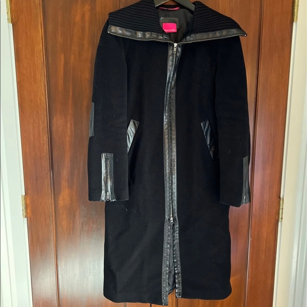 Mackage wool/cashmere/leather coat - Medium, black